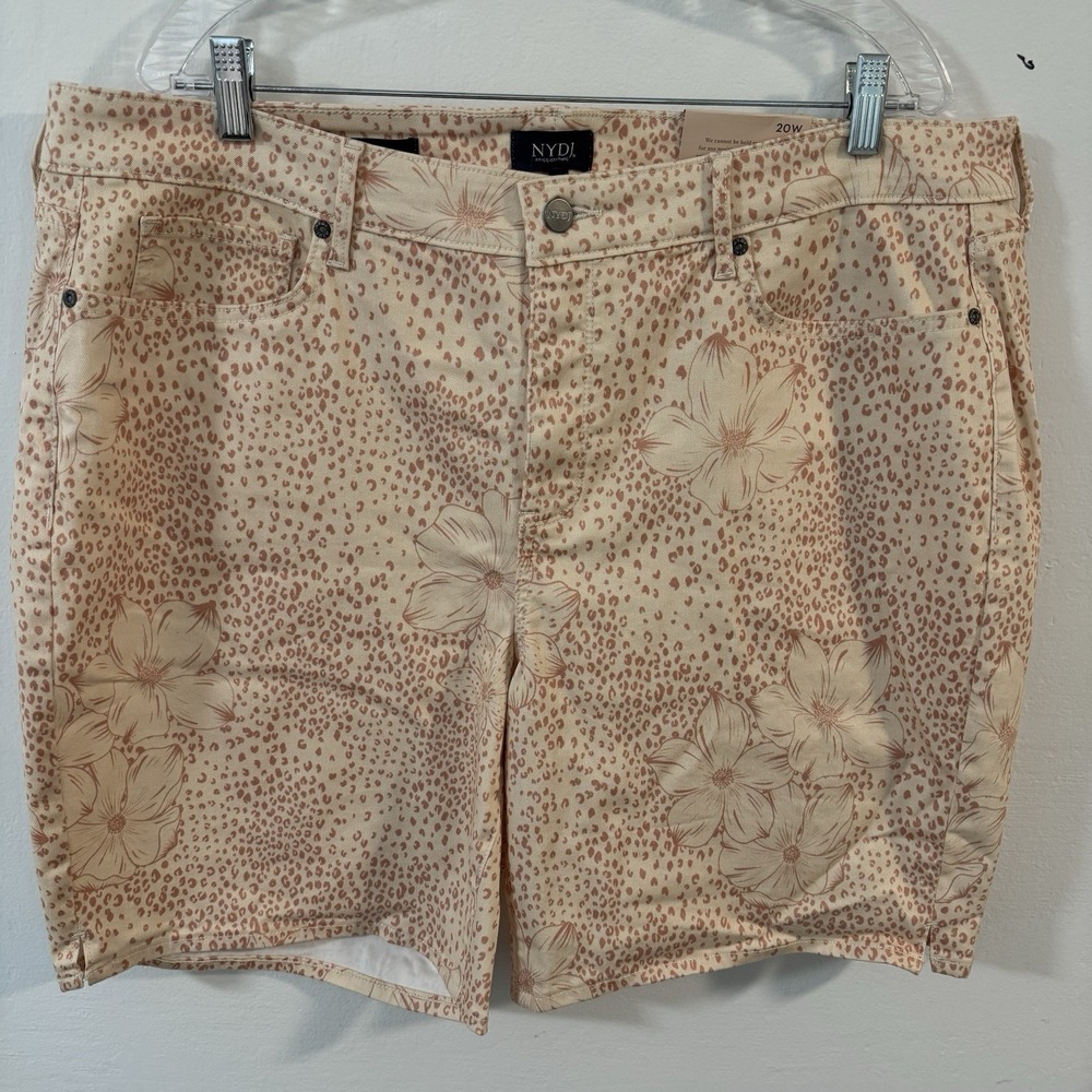 NYDJ Not Your Daughter's Ella Denim Shorts Daydream Leopard Plus Size 20‎
